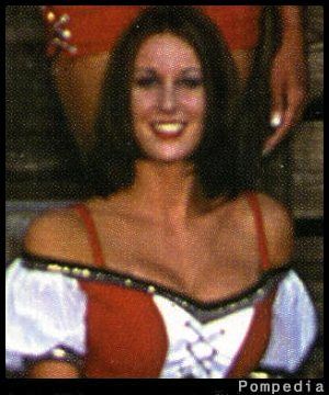 File:Tampa Bay Buccaneers Jessica Deauseault 2001 Y1.jpg