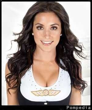 File:New York Jets Nikki Delventhal 2012 Y2.jpg