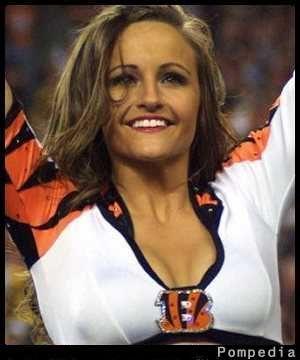 File:Cincinnati Bengals Jill BE201007 2010 Y1.jpg