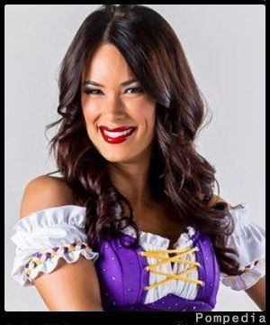 File:Minnesota Vikings Jessica MV201504 2015 Y1.jpg