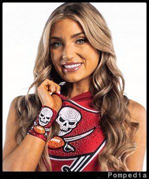 File:Tampa Bay Buccaneers Emma B TB201708 2021 Y5.jpg