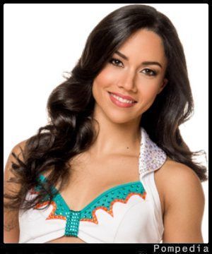 File:Miami Dolphins Katie B MD201707 2017 Y1.jpg