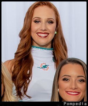 File:Miami Dolphins Jillian MD202108 2021 Y1.jpg