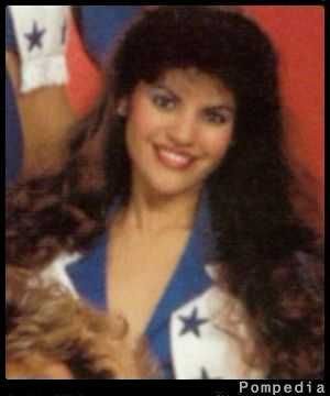 File:Dallas Cowboys Cindy Villarreal 1988 Y1.jpg