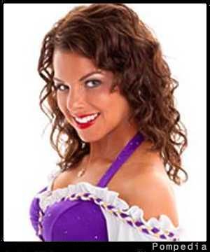 File:Minnesota Vikings Leah MV201008 2011 Y2.jpg