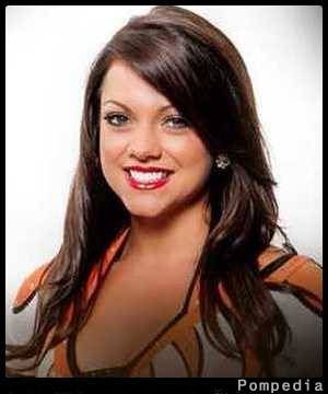 File:Cincinnati Bengals Chelsey Thompson 2013 Y5.jpg