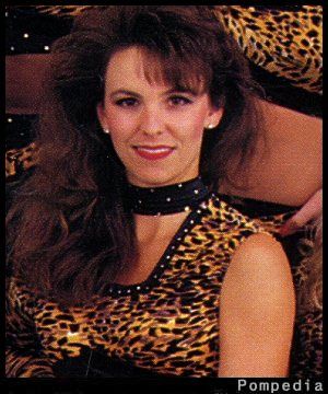 File:Jacksonville Jaguars Samantha Arnold 1996 Y2.jpg