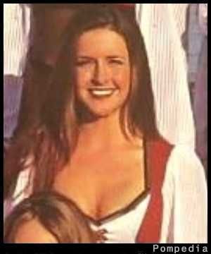 File:Tampa Bay Buccaneers Jacqueline Davis 1999 Yx.jpg