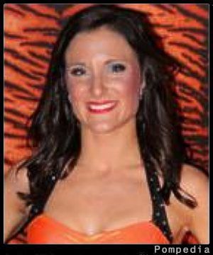 File:Cincinnati Bengals Alyson D BE201101 2011 Y1.jpg