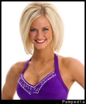 File:Minnesota Vikings Annalisa MV200802 2009 Y2.jpg