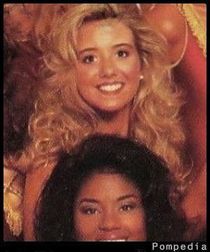 Julie WR199417