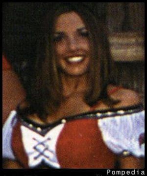 File:Tampa Bay Buccaneers Kimberly Wingfield 2001 Y1.jpg