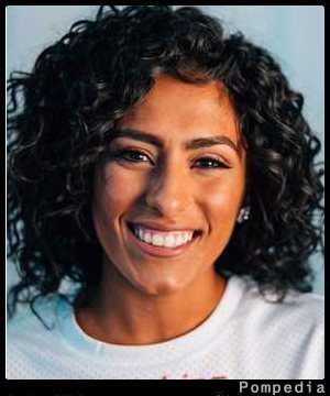 File:Miami Dolphins Veronica MD201908 2019 Y1.jpg