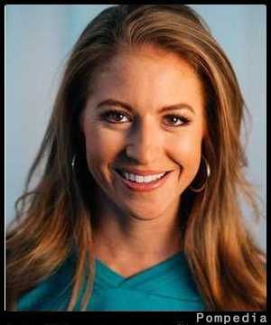 File:Miami Dolphins Jamie MD201705 2019 Y3.jpg