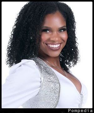 File:Las Vegas Raiders Shayla RA202216 2022 Y1.jpg