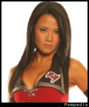 File:Tampa Bay Buccaneers Tomoko Kojima 2007 Y5.jpg