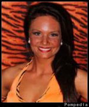 File:Cincinnati Bengals Elizabeth S BE201105 2011 Y1.jpg