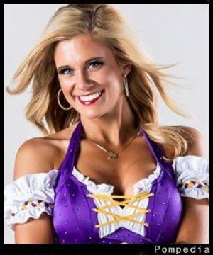 File:Minnesota Vikings Kaitlyn MV201304 2015 Y3.jpg