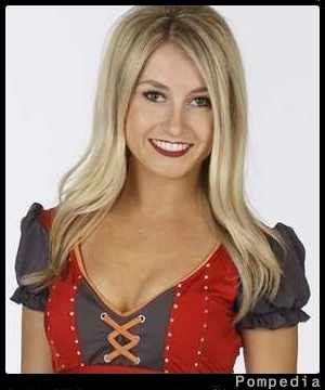 File:Tampa Bay Buccaneers April TB201504 2016 Y2.jpg