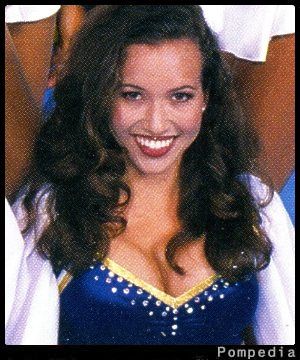 File:San Diego Chargers Flavia Berys 2000 Yx.jpg