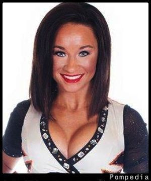 File:Cincinnati Bengals Megan Hall 2015 Y5.jpg