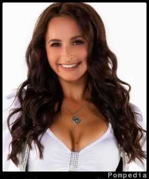 File:Oakland Raiders Maddy RA201809 2019 Y2.jpg