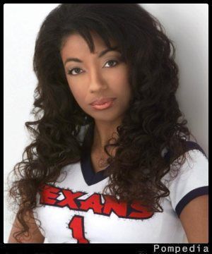 File:Houston Texans Shawnette Shields 2002 Y2.jpg