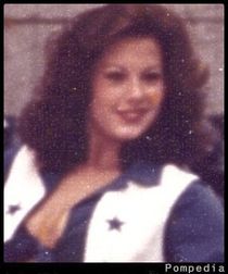 File:Dallas Cowboys Janice Garner 1977 Y1.jpg