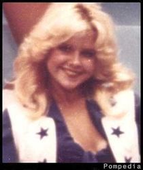 File:Dallas Cowboys Shannon Baker 1977 Y2.jpg