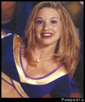 File:Minnesota Vikings Roxanne MV199817 2000 Y3.jpg