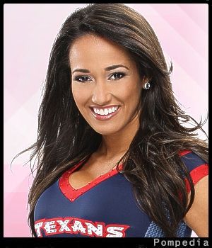 File:Houston Texans Amelia HT201302 2014 Y2.jpg