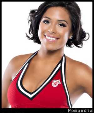 File:Miami Heat Allyson 2013 Y2.jpg