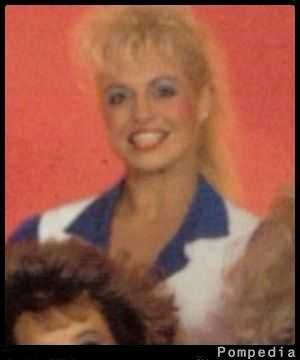 File:Dallas Cowboys Paula Michalowski 1988 Y1.jpg