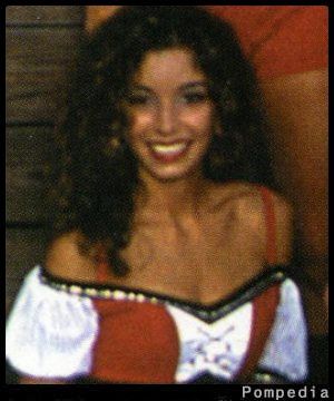 File:Tampa Bay Buccaneers Angela Castellano 2001 Y1.jpg
