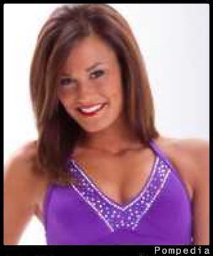 File:Minnesota Vikings Jenna MV200806 2010 Y3.jpg