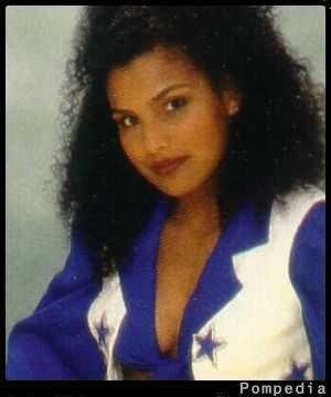 File:Dallas Cowboys Christina Carr 1993 Y3.jpg