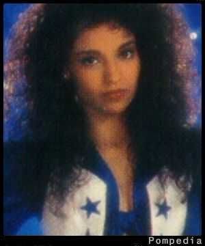 File:Dallas Cowboys Leticia Avila 1992 Y1.jpg