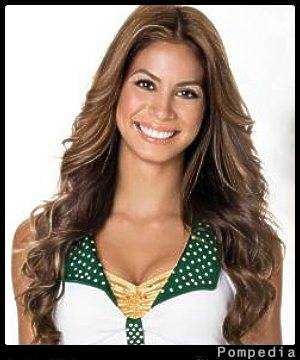 File:New York Jets Tiffany Torres 2013 Y3.jpg