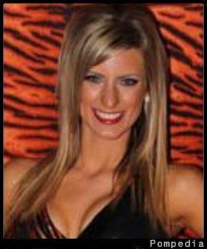 File:Cincinnati Bengals Dana BE201006 2011 Y2.jpg