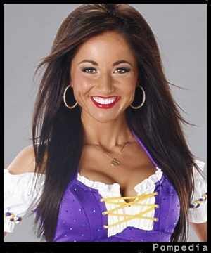 File:Minnesota Vikings Kristy MV201207 2014 Y3.jpg