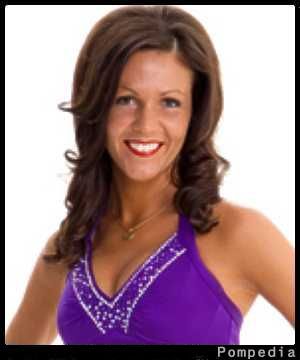 File:Minnesota Vikings Becky MV200903 2009 Y1.jpg