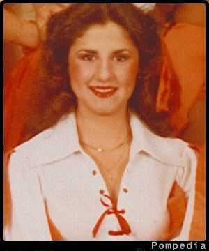 File:Tampa Bay Buccaneers TB197611 1976 Y1.jpg