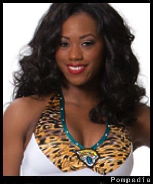 File:Jacksonville Jaguars La'farrah JA201005 2013 Y4.jpg