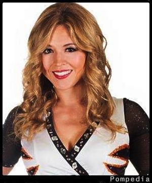 File:Cincinnati Bengals Sarah W BE201511 2015 Y1.jpg