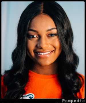 File:Miami Dolphins Ashley MD201803 2020 Y3.jpg