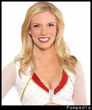 File:Kansas City Chiefs Sara C KC201411 2017 Y4.jpg