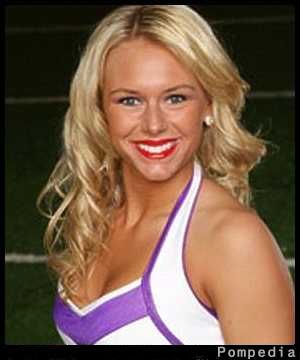 File:Minnesota Vikings Brianna MV200504 2005 Y1.jpg