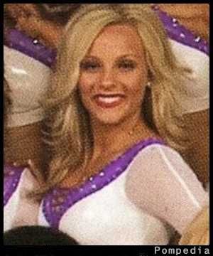 File:Minnesota Vikings Brandi MV200102 2004 Y4.jpg