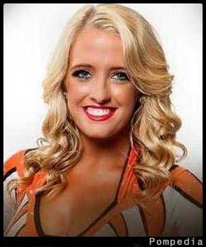 File:Cincinnati Bengals Nicole Tomichek 2013 Y1.jpg