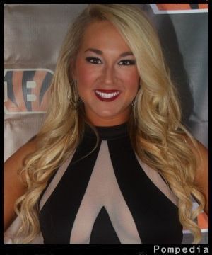 File:Cincinnati Bengals Kristen Keifer 2016 Y2.jpg